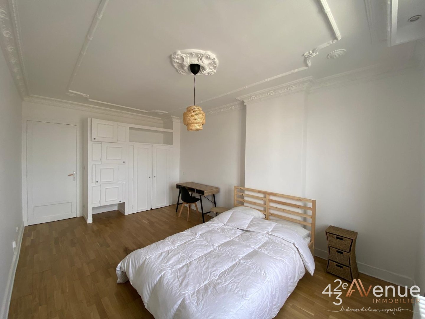 T2 MEUBLE A LOUER - ST ETIENNE RUE DE LA MONTAT/RICHELANDIERE/CHATEAUCREUX - 60.43 m2 - 600�&euro; charges comprises par mois