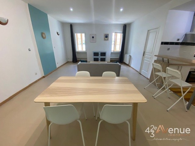 Mignon T2 Meublé A LOUER - ST ETIENNE URSULES/ALBERT THOMAS - 60.8 m2 - 625 &euro; charges comprises par mois