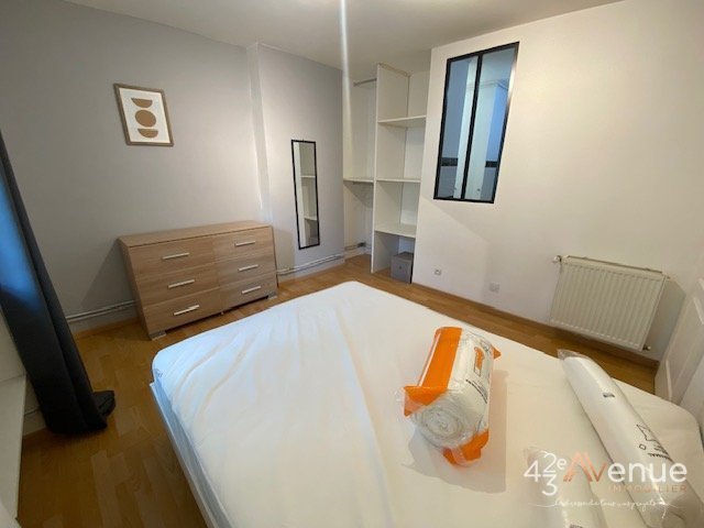 Mignon T2 Meublé A LOUER - ST ETIENNE URSULES/ALBERT THOMAS - 60.8 m2 - 625 &euro; charges comprises par mois