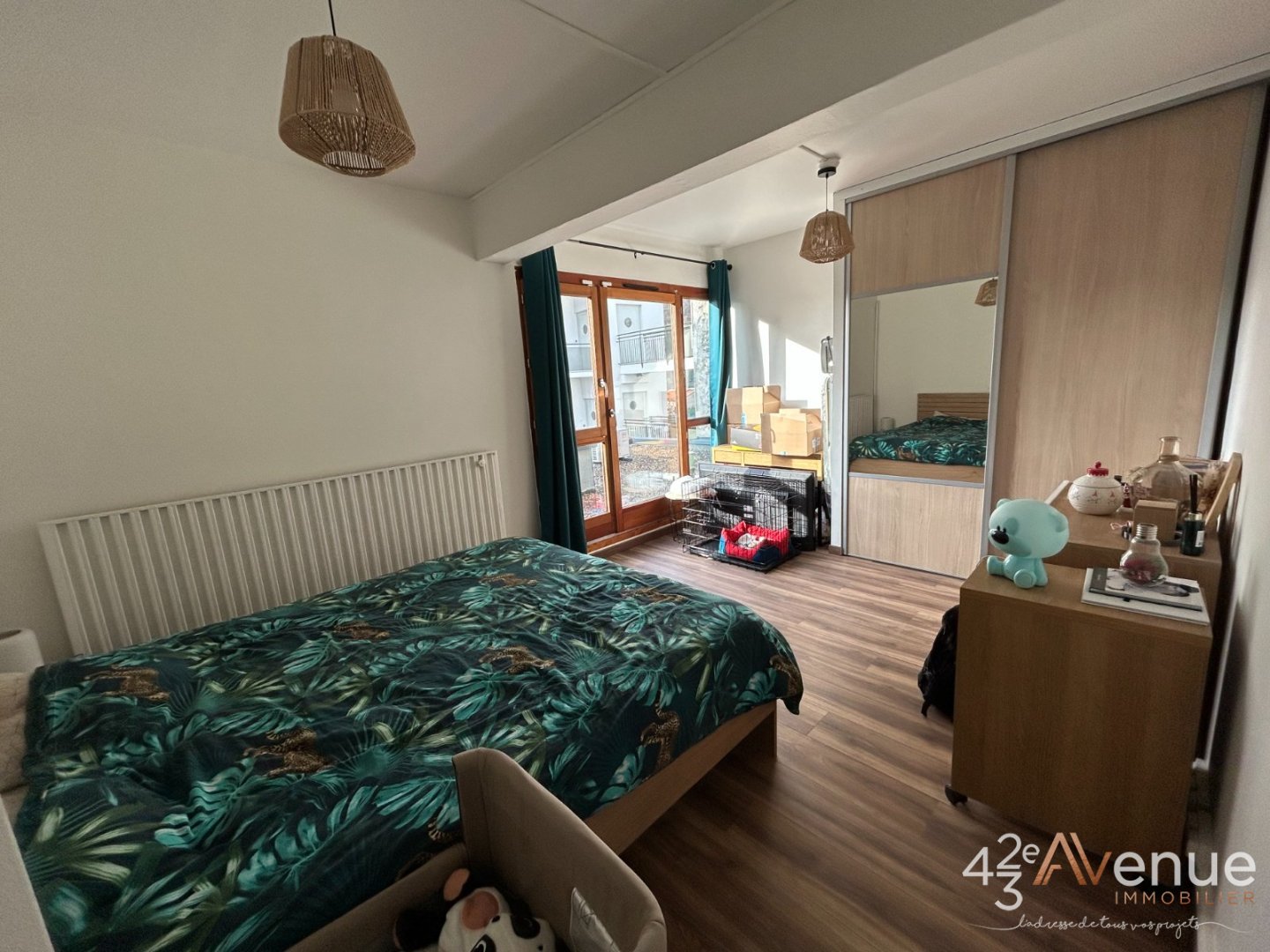 APPARTEMENT T2 - AUREC SUR LOIRE - 67.94 m2 - VENDU