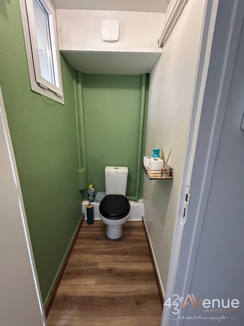 APPARTEMENT T2 - AUREC SUR LOIRE - 67.94 m2 - VENDU