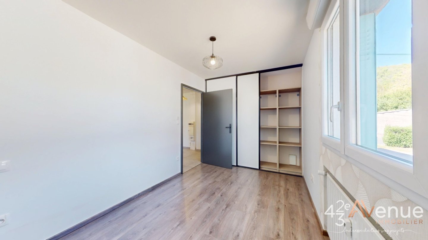 APPARTEMENT T2 A VENDRE - AUREC SUR LOIRE - 32.87 m2 - 67 000 &euro;