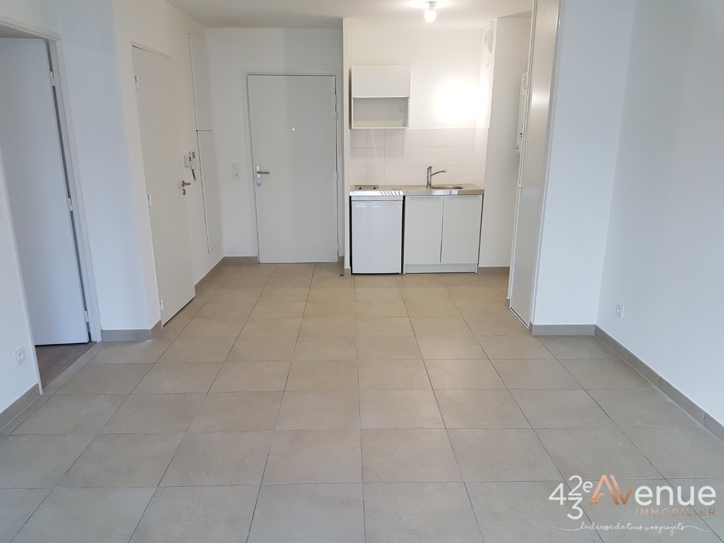 APPARTEMENT T2 A VENDRE - LYON 7EME ARRONDISSEMENT - 44.58 m2 - 246�000�&euro;