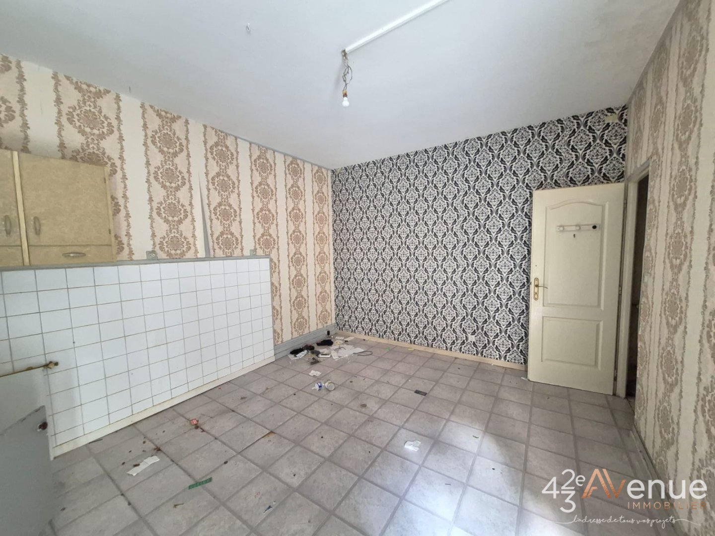 APPARTEMENT T2 A VENDRE - ST ETIENNE CENTRE VILLE - 36 m2 - 55000€