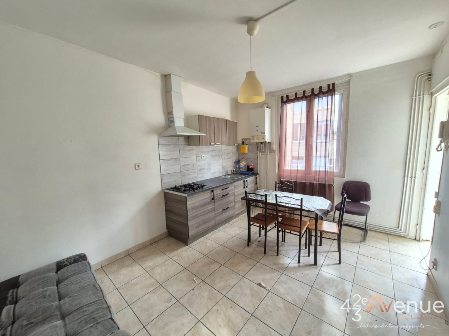 APPARTEMENT T2 A VENDRE - ST ETIENNE CENTRE VILLE - 34.7 m2 - 65 000 €