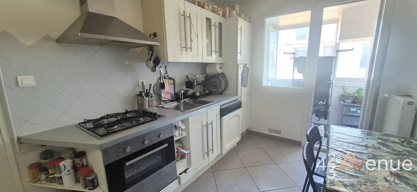 APPARTEMENT T2 A VENDRE - ST ETIENNE BEAUBRUN - 58.5 m2 - 65 000 €