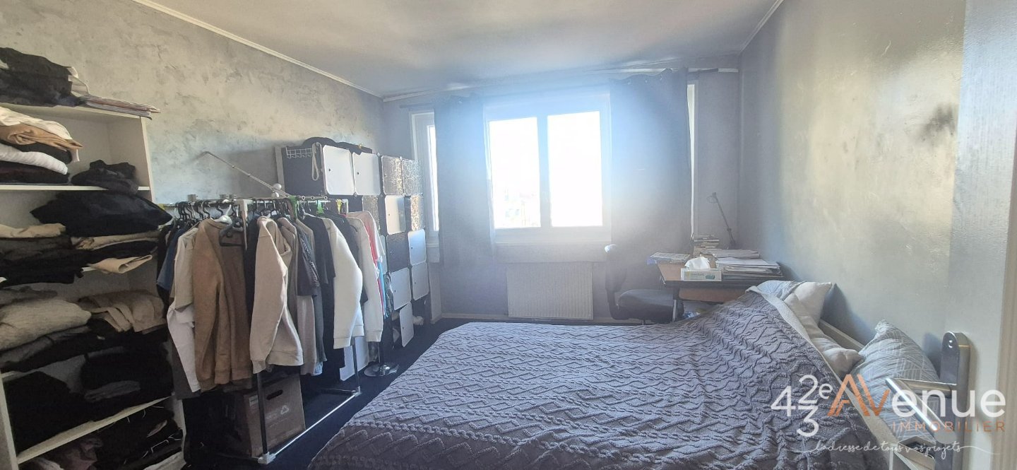 APPARTEMENT T2 A VENDRE - ST ETIENNE BEAUBRUN - 58.5 m2 - 65 000 €