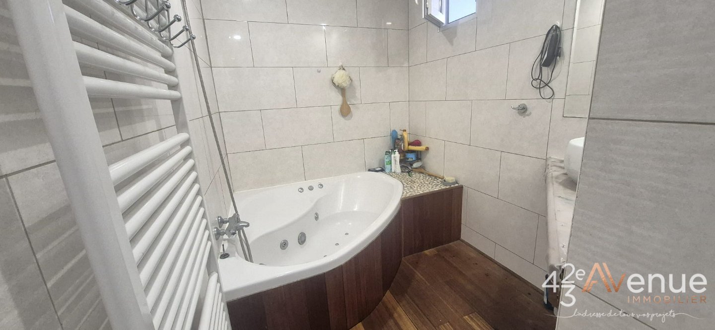 APPARTEMENT T2 A VENDRE - ST ETIENNE BEAUBRUN - 58.5 m2 - 65 000 €