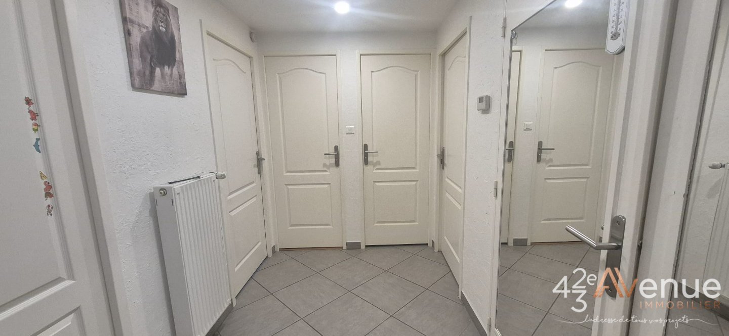 APPARTEMENT T2 A VENDRE - ST ETIENNE BEAUBRUN - 58.5 m2 - 65 000 €