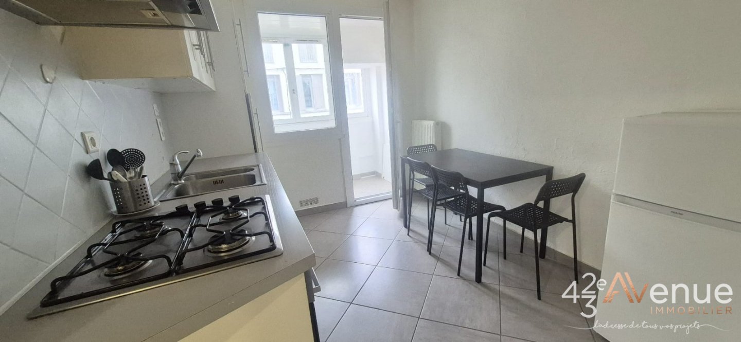 APPARTEMENT T2 A VENDRE - ST ETIENNE Beaubrun - 58.5 m2 - 49000€