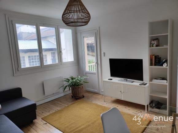 APPARTEMENT T2 A VENDRE - ST ETIENNE BELLEVUE - 42.85 m2 - 63�000�&euro;