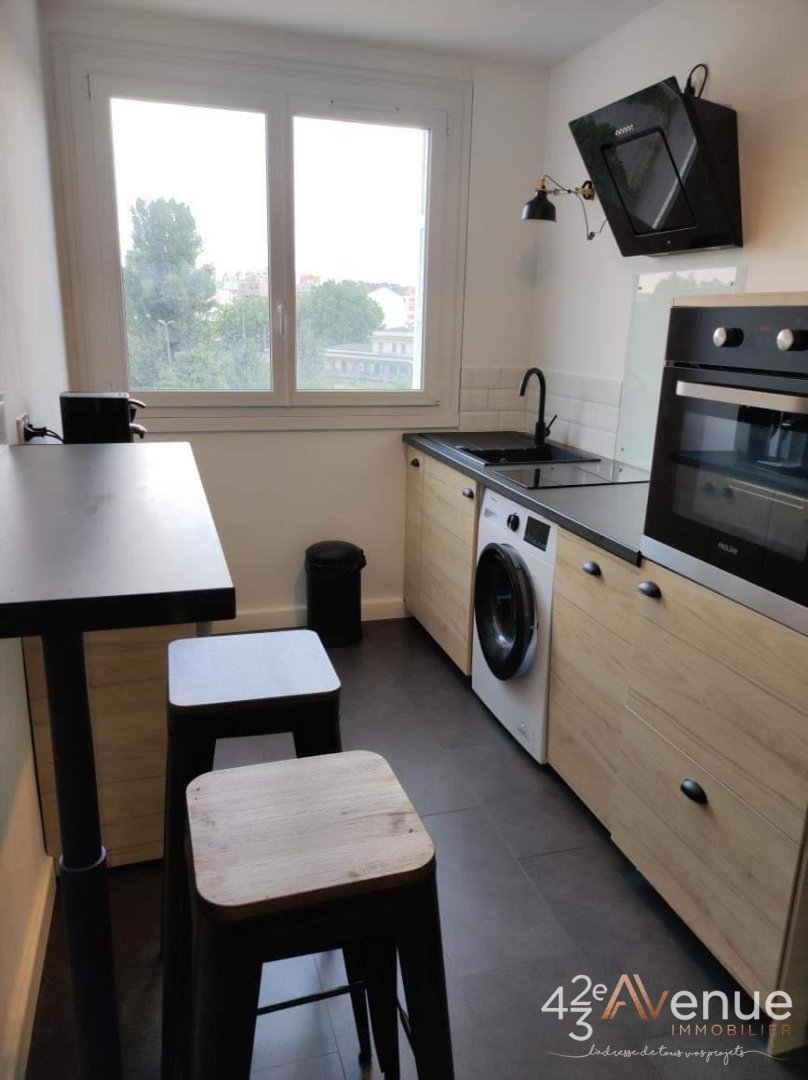 APPARTEMENT T2 A VENDRE - ST ETIENNE BELLEVUE - 42.85 m2 - 63�000�&euro;