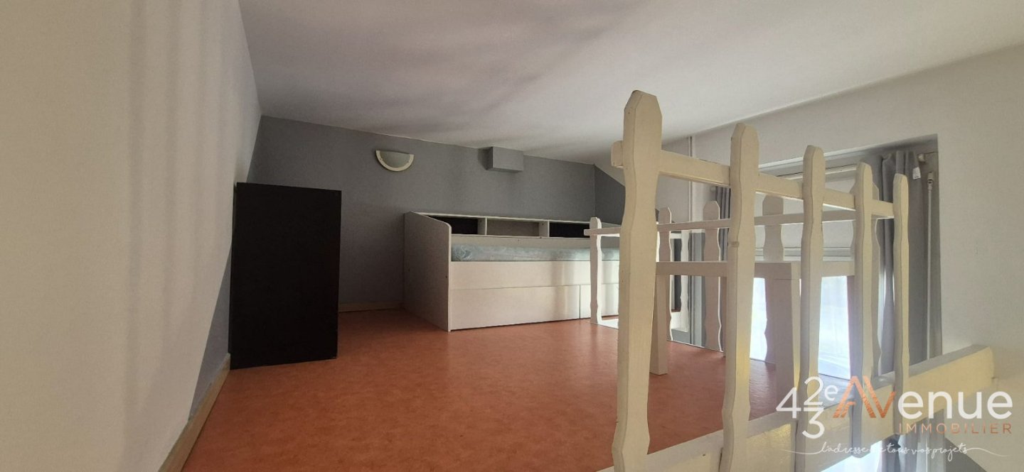 APPARTEMENT T2 A VENDRE - ST ETIENNE BELLEVUE - 41 m2 - 55 000 &euro;