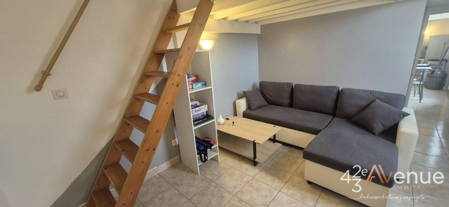 APPARTEMENT T2 A VENDRE - ST ETIENNE BELLEVUE - 41 m2 - 55 000 &euro;