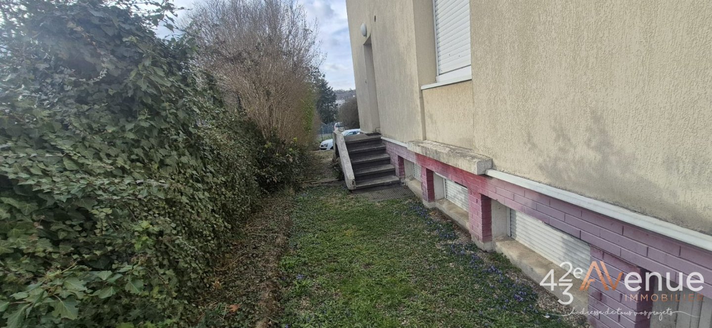 APPARTEMENT T2 A VENDRE - ST ETIENNE BELLEVUE - 41 m2 - 55 000 &euro;