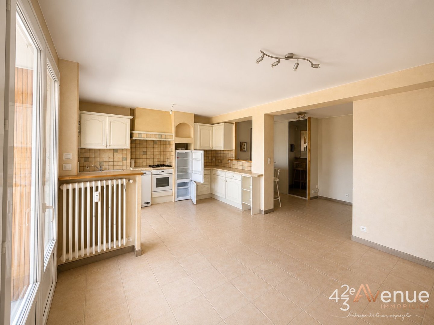 APPARTEMENT T2 A VENDRE - ST ETIENNE BELLEVUE - 50.9 m2 - 82 000 &euro;
