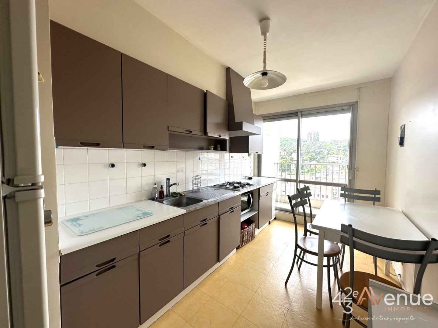 APPARTEMENT T2 A VENDRE - ST ETIENNE BERGSON - 46.6 m2 - 61 000 &euro;