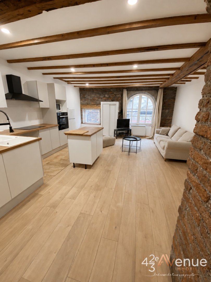 APPARTEMENT T2 A VENDRE - ST ETIENNE CARNOT - 100 m2 - 155 000 &euro;