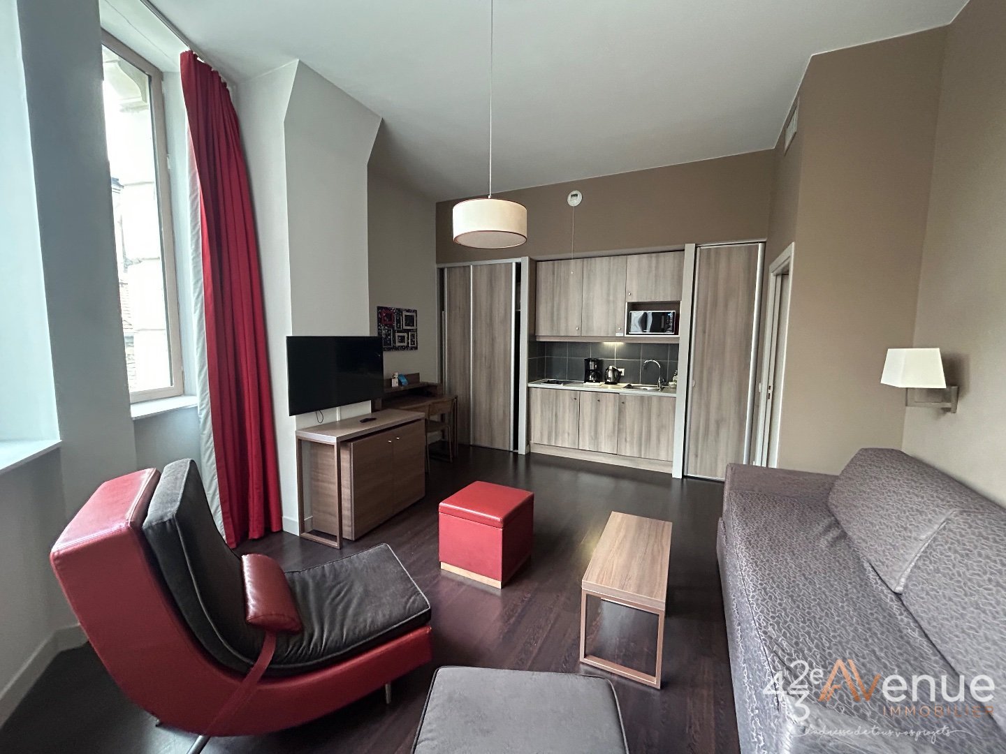 APPARTEMENT T2 - ST ETIENNE CENTRE VILLE - 41.05 m2 - 105000€