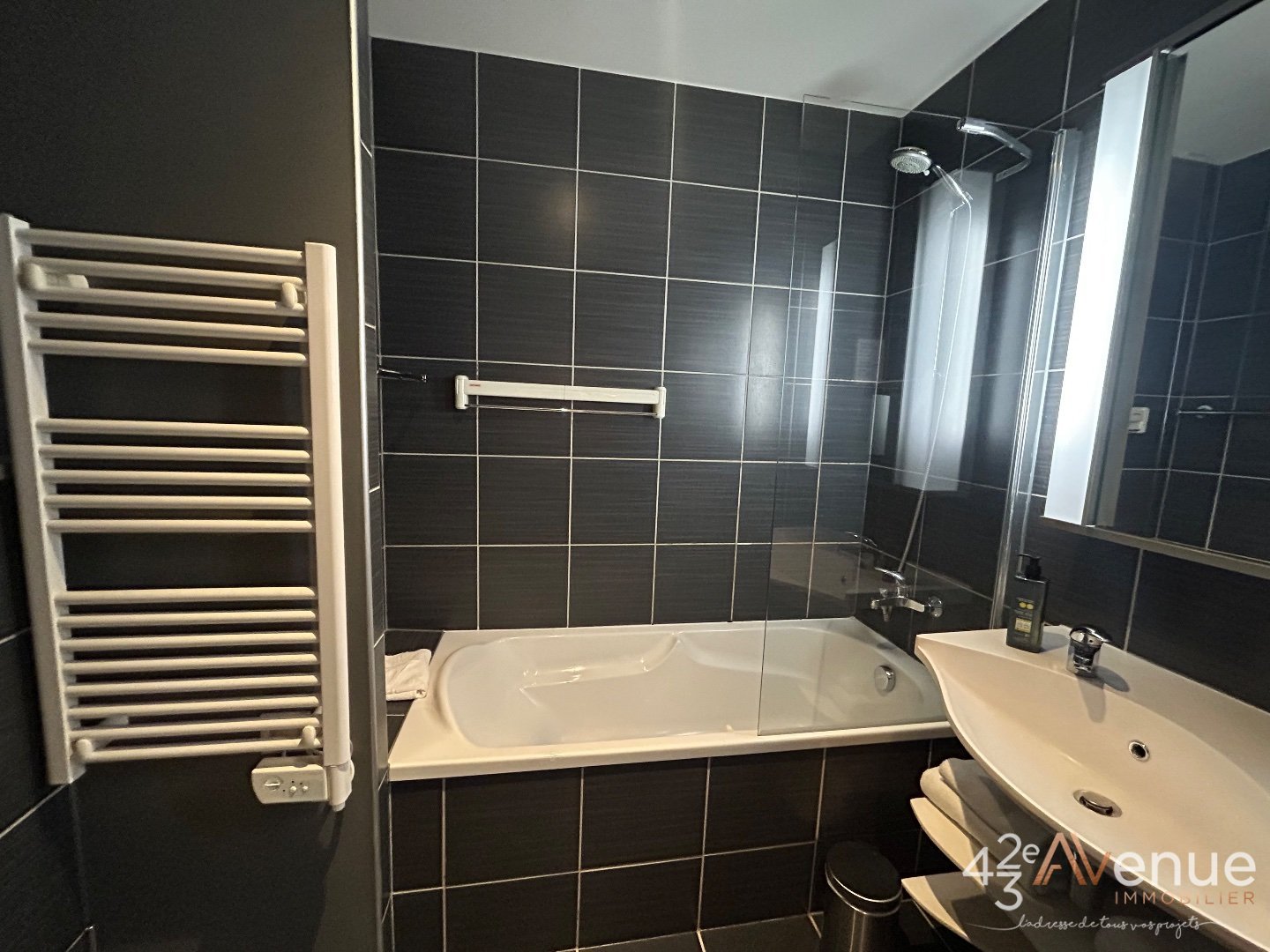 APPARTEMENT T2 - ST ETIENNE CENTRE VILLE - 41.05 m2 - 105000€