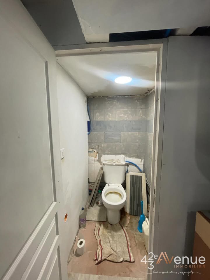 Appartement � r�nover Hyper Centre - ST ETIENNE CENTRE VILLE - 56 m2 - VENDU