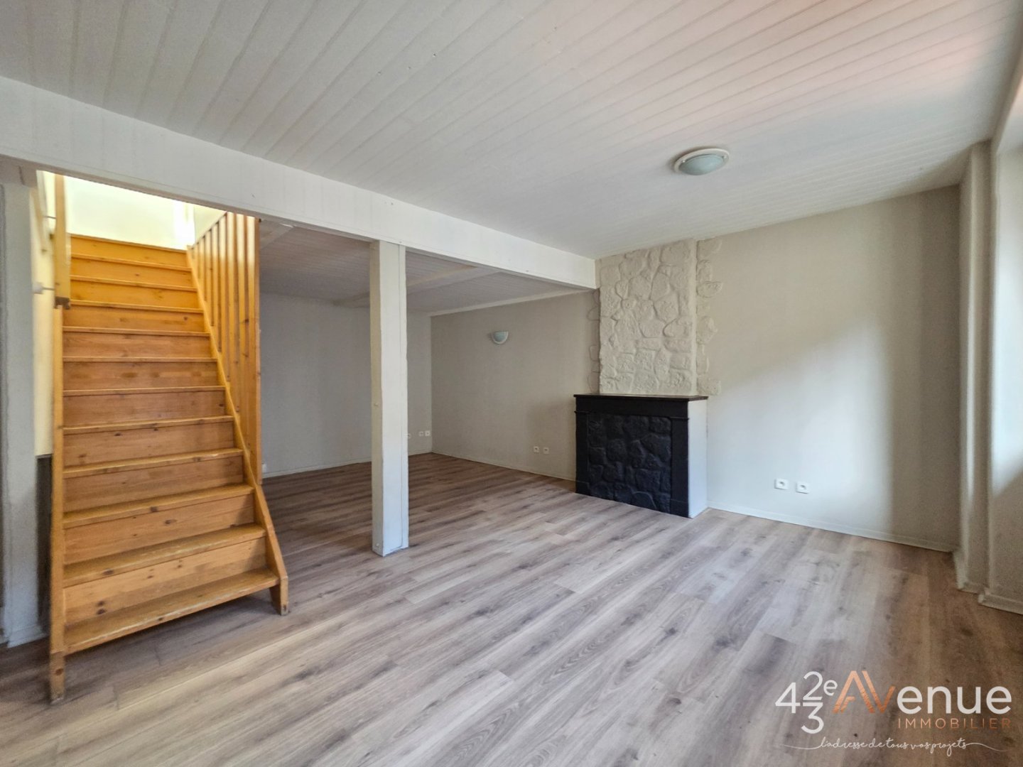 APPARTEMENT T2 A VENDRE - ST ETIENNE CENTRE VILLE - 50.6 m2 - 49 000 &euro;