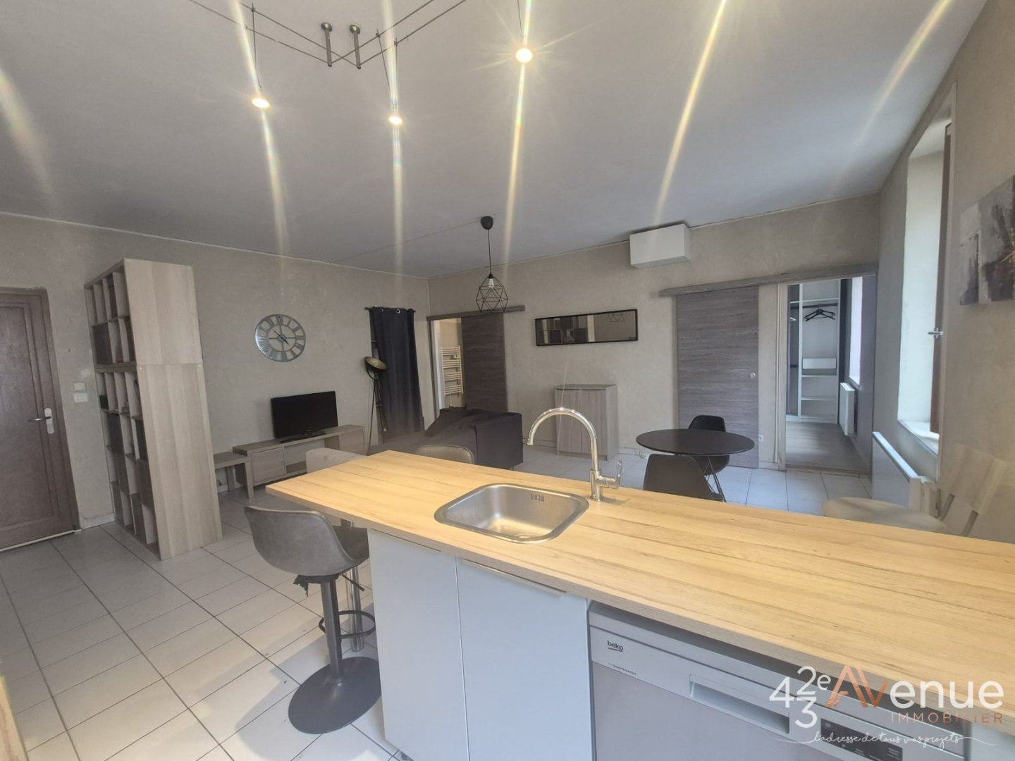 APPARTEMENT T2 A VENDRE - ST ETIENNE Chateaucreux-Le Soleil - 54.34 m2 - 69000€