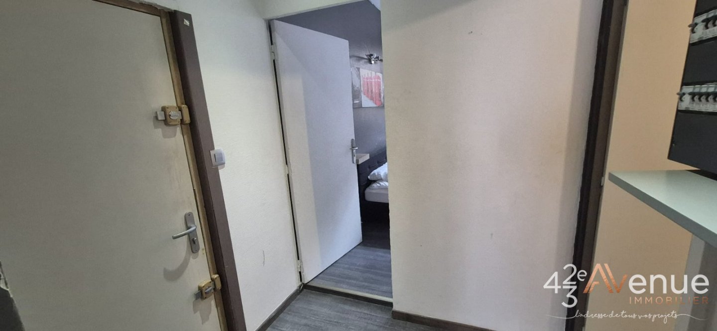 APPARTEMENT T2 A VENDRE - ST ETIENNE CHAVANELLE - 43 m2 - 49990€