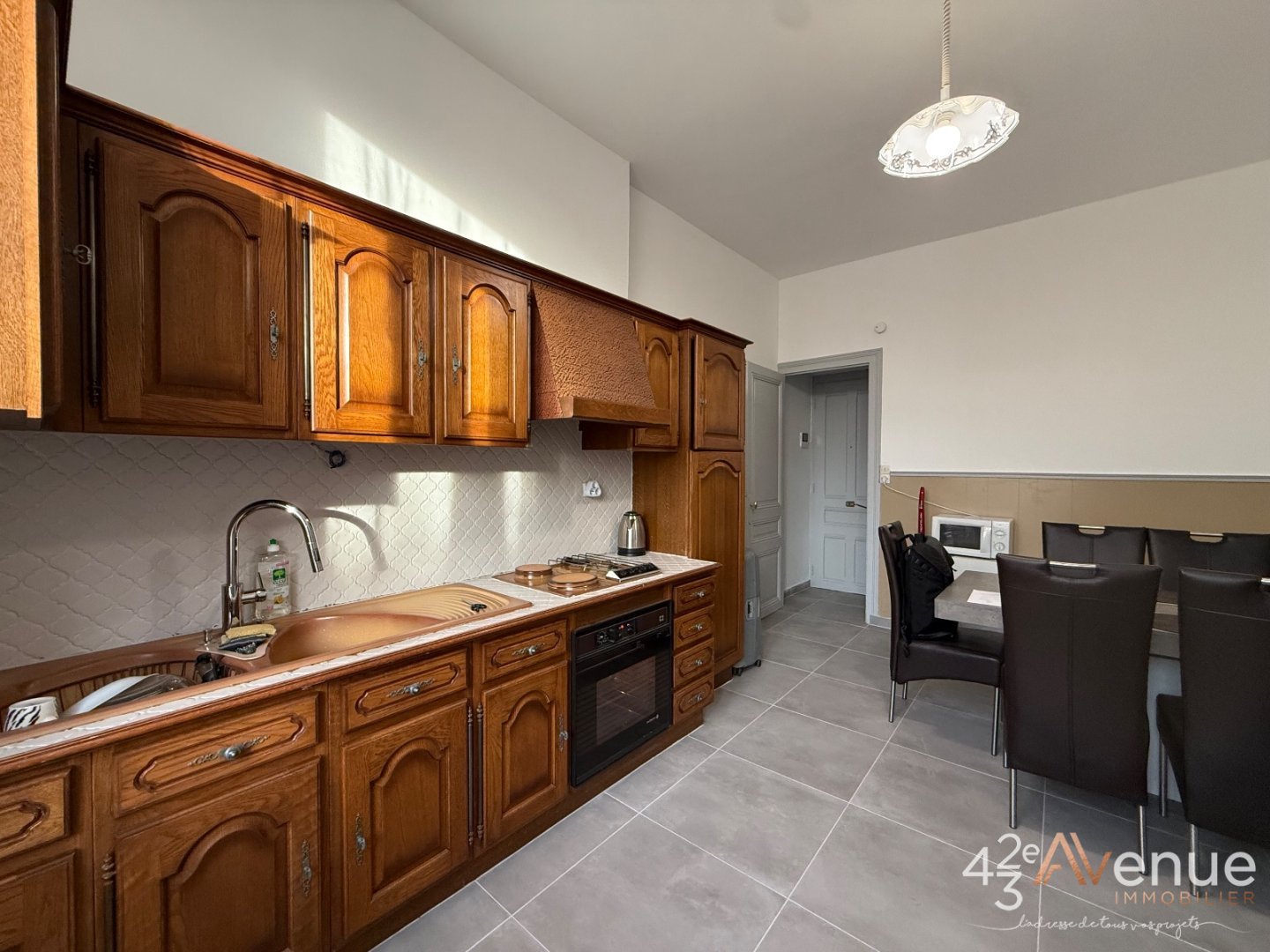 Appartement t2 avec terrasse centre ville A VENDRE - ST ETIENNE COLLINE DES PERES - 40.66 m2 - 75000€