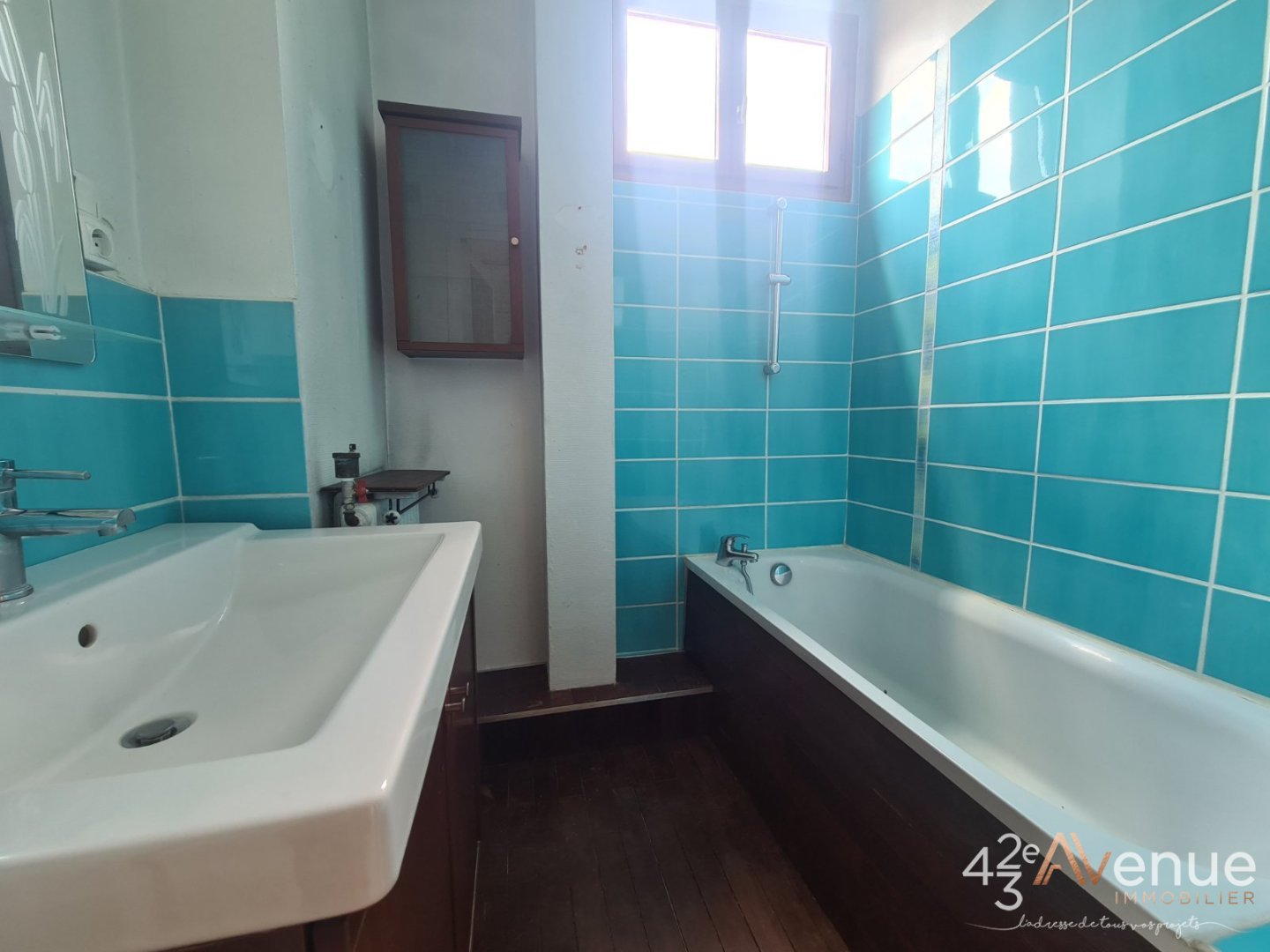 APPARTEMENT T2 - ST ETIENNE FACULTE   CENTRE DEUX - 35.79 m2 - VENDU