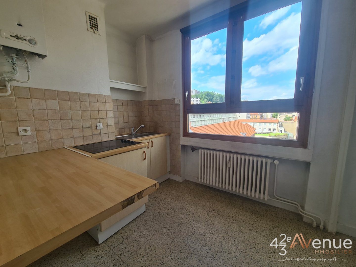APPARTEMENT T2 - ST ETIENNE FACULTE   CENTRE DEUX - 35.79 m2 - VENDU