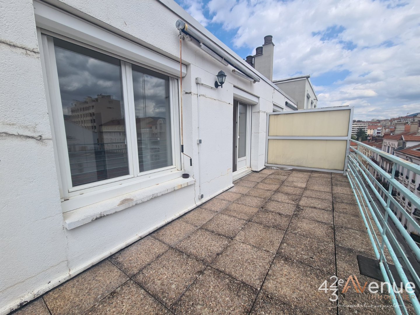 APPARTEMENT T2 - ST ETIENNE FACULTE   CENTRE DEUX - 35.79 m2 - VENDU