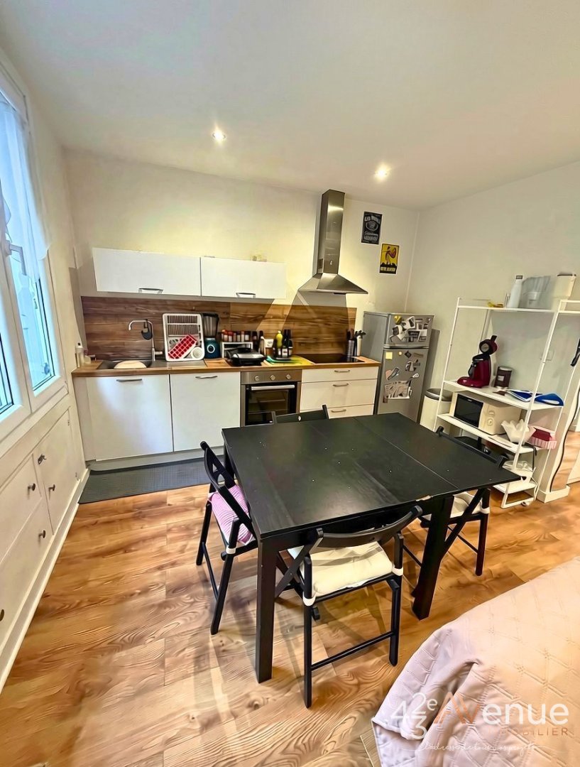 APPARTEMENT T2 A VENDRE - ST ETIENNE FACULTE   CENTRE DEUX - 47.74 m2 - 80 000 &euro;