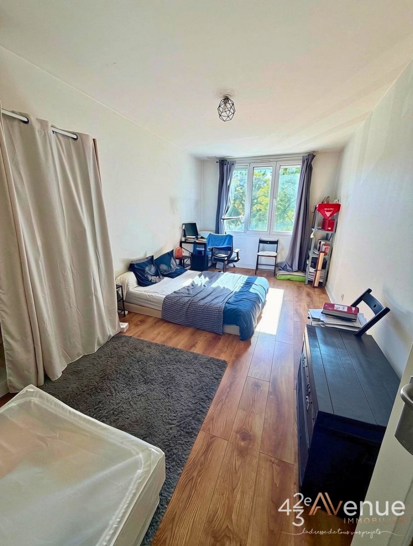 APPARTEMENT T2 A VENDRE - ST ETIENNE FACULTE   CENTRE DEUX - 47.74 m2 - 80 000 &euro;