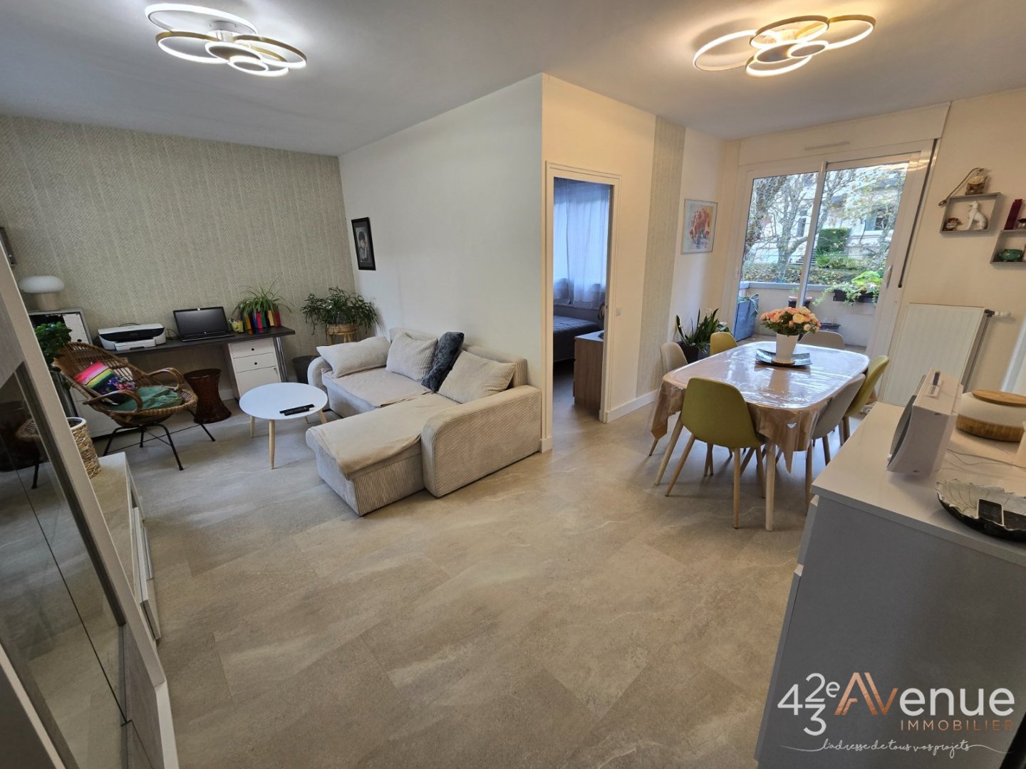 APPARTEMENT T2 A VENDRE - ST ETIENNE FAURIEL - 56.38 m2 - 96000€