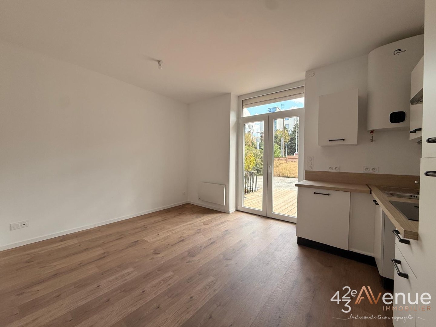 APPARTEMENT T2 A VENDRE - ST ETIENNE FAURIEL - 52.85 m2 - 86 000 &euro;