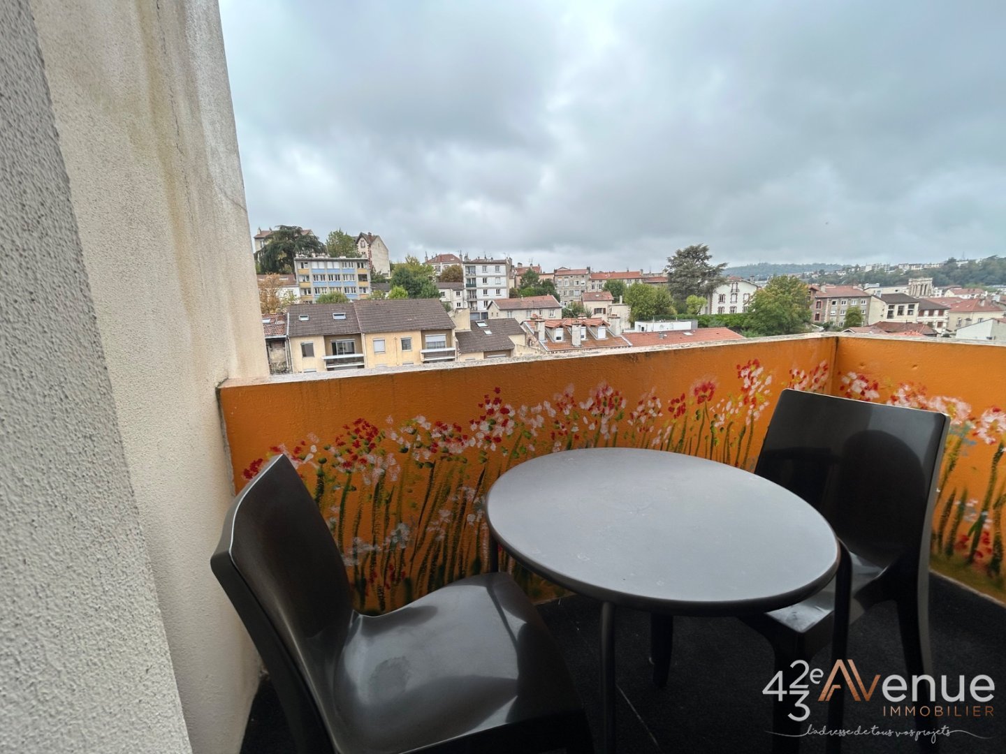 APPARTEMENT T2 A VENDRE - ST ETIENNE FAURIEL - 60 m2 - 129 000 &euro;