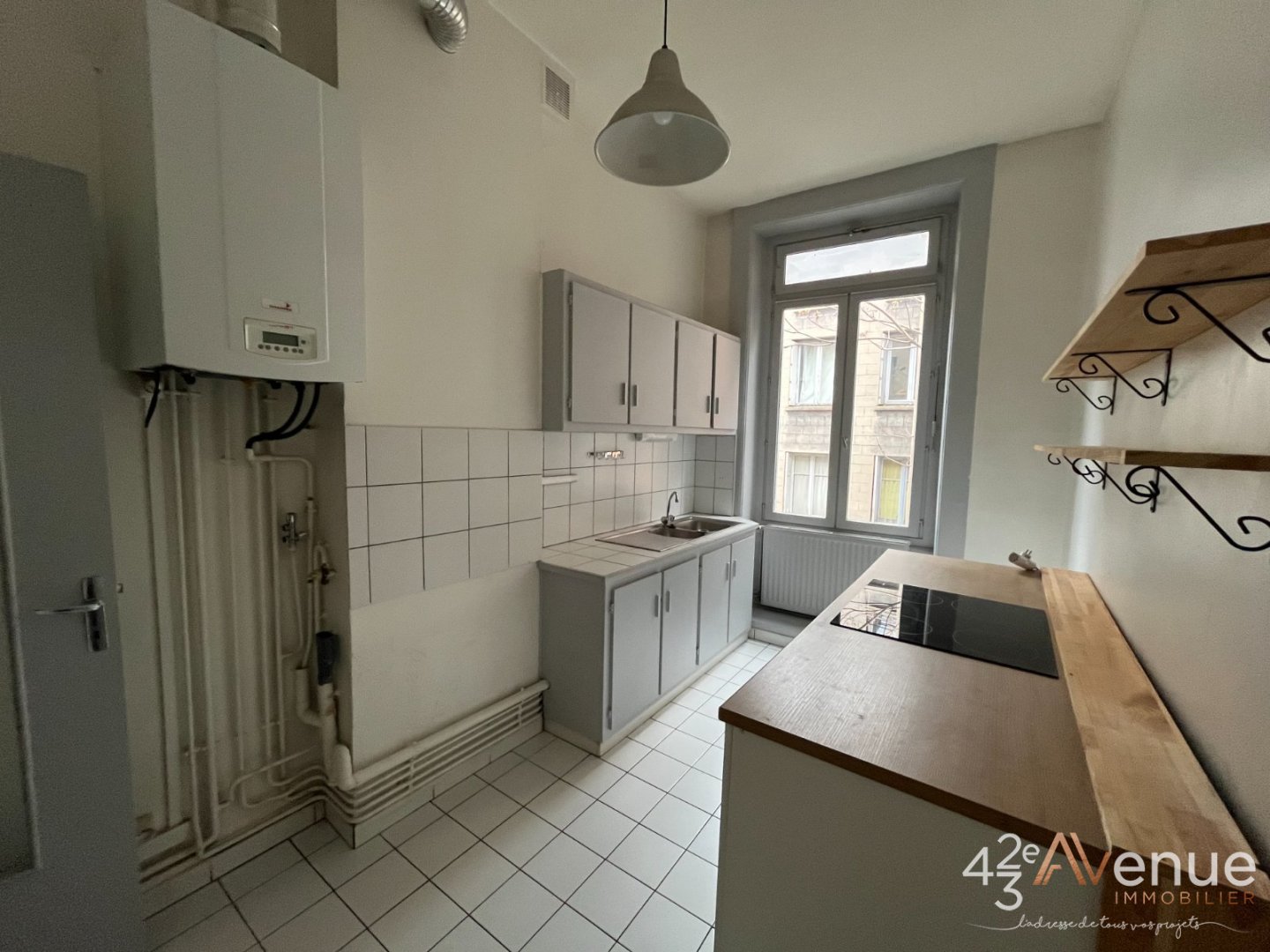 APPARTEMENT T2 A VENDRE - ST ETIENNE JACQUARD - 49 m2 - 65�000�&euro;