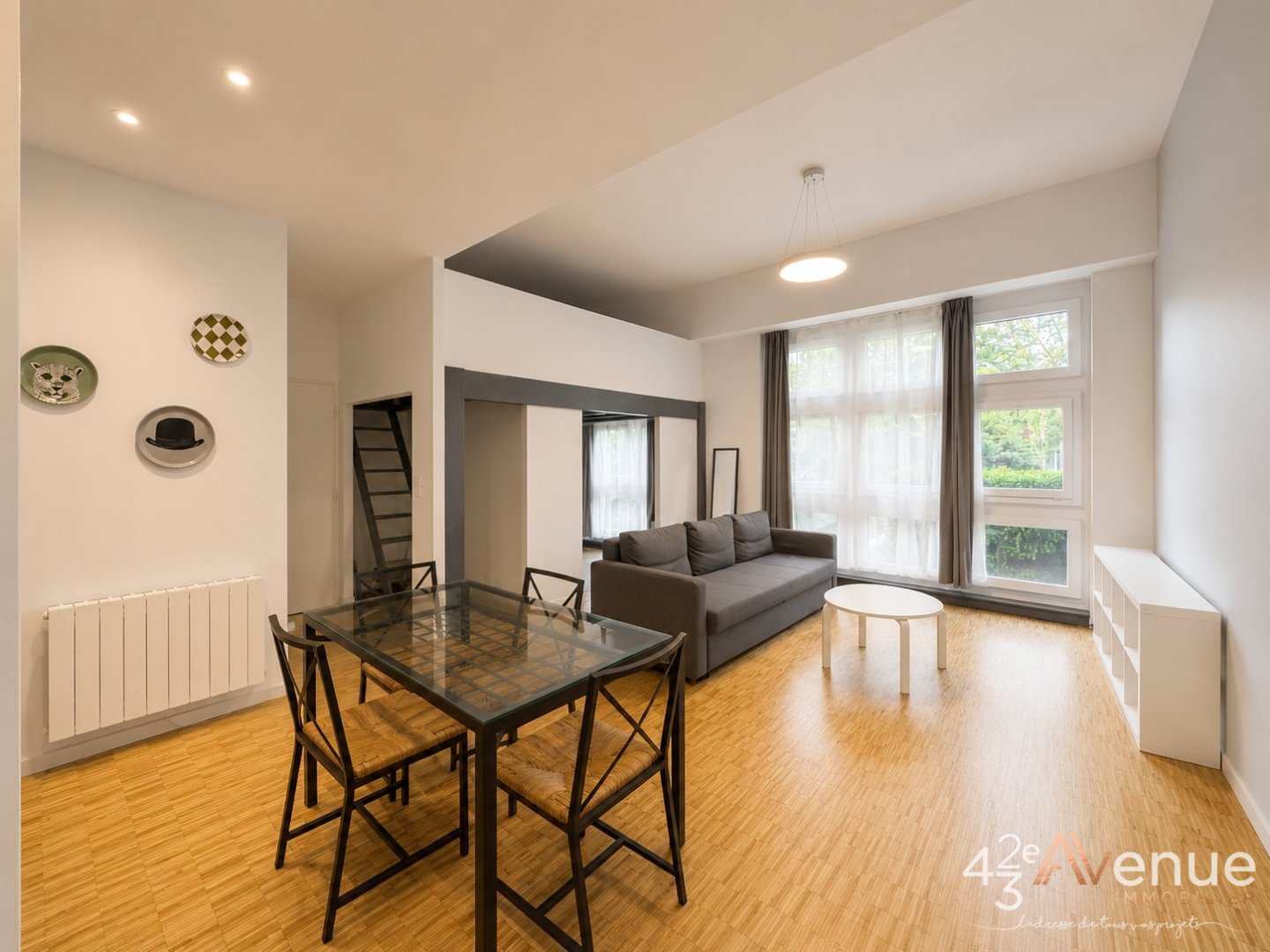 Appartement rénové avec mezzanine et garage A VENDRE - ST ETIENNE LA METARE - 43.95 m2 - 90 000 &euro;