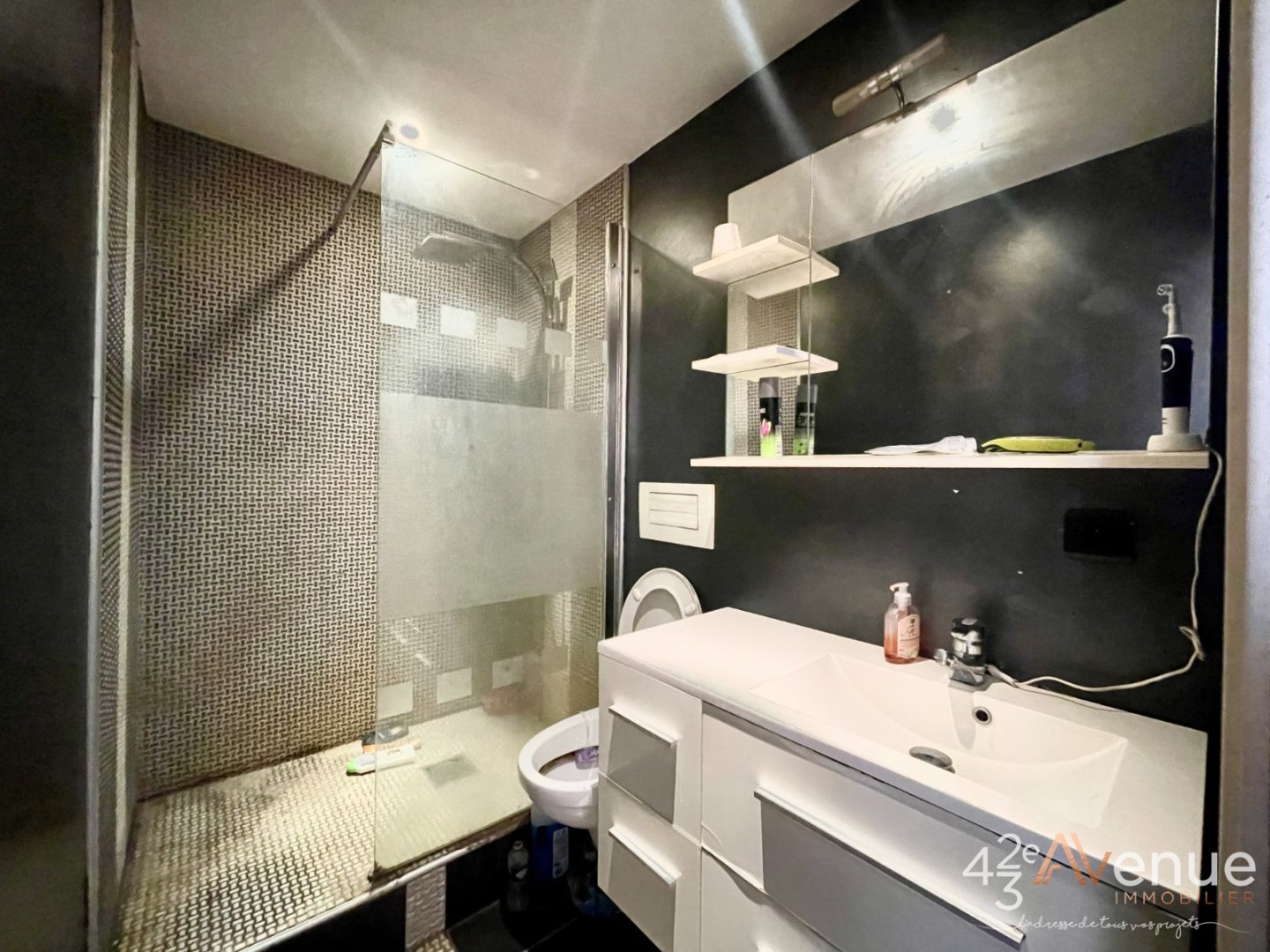 APPARTEMENT T2 - ST ETIENNE LE SOLEIL - 36.76 m2 - 44000€