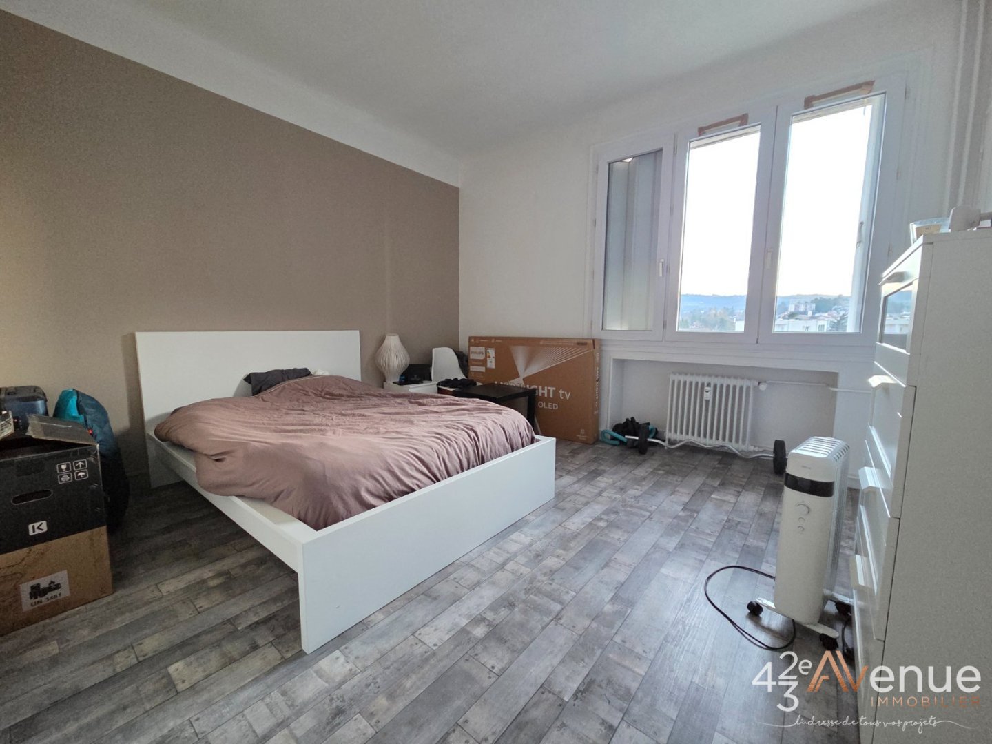 APPARTEMENT T2 A VENDRE - ST ETIENNE MONTPLAISIR - 55.46 m2 - 66�000�&euro;