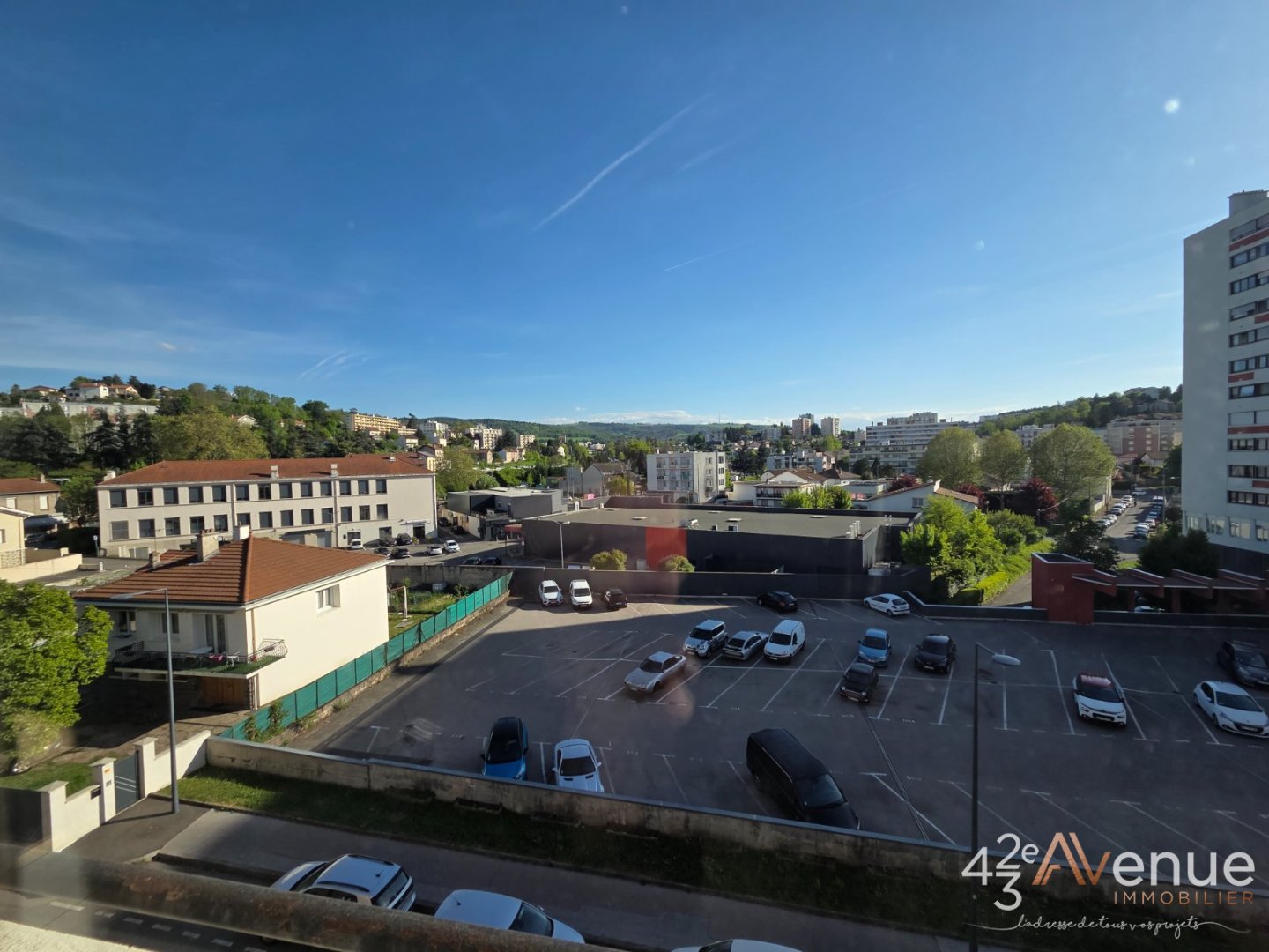 APPARTEMENT T2 - ST ETIENNE MONTPLAISIR - 55.46 m2 - 60 000 &euro;