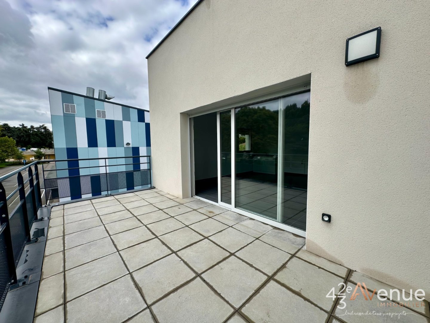 APPARTEMENT T2 A VENDRE - ST ETIENNE SOLAURE - 49.1 m2 - 155 000 &euro;