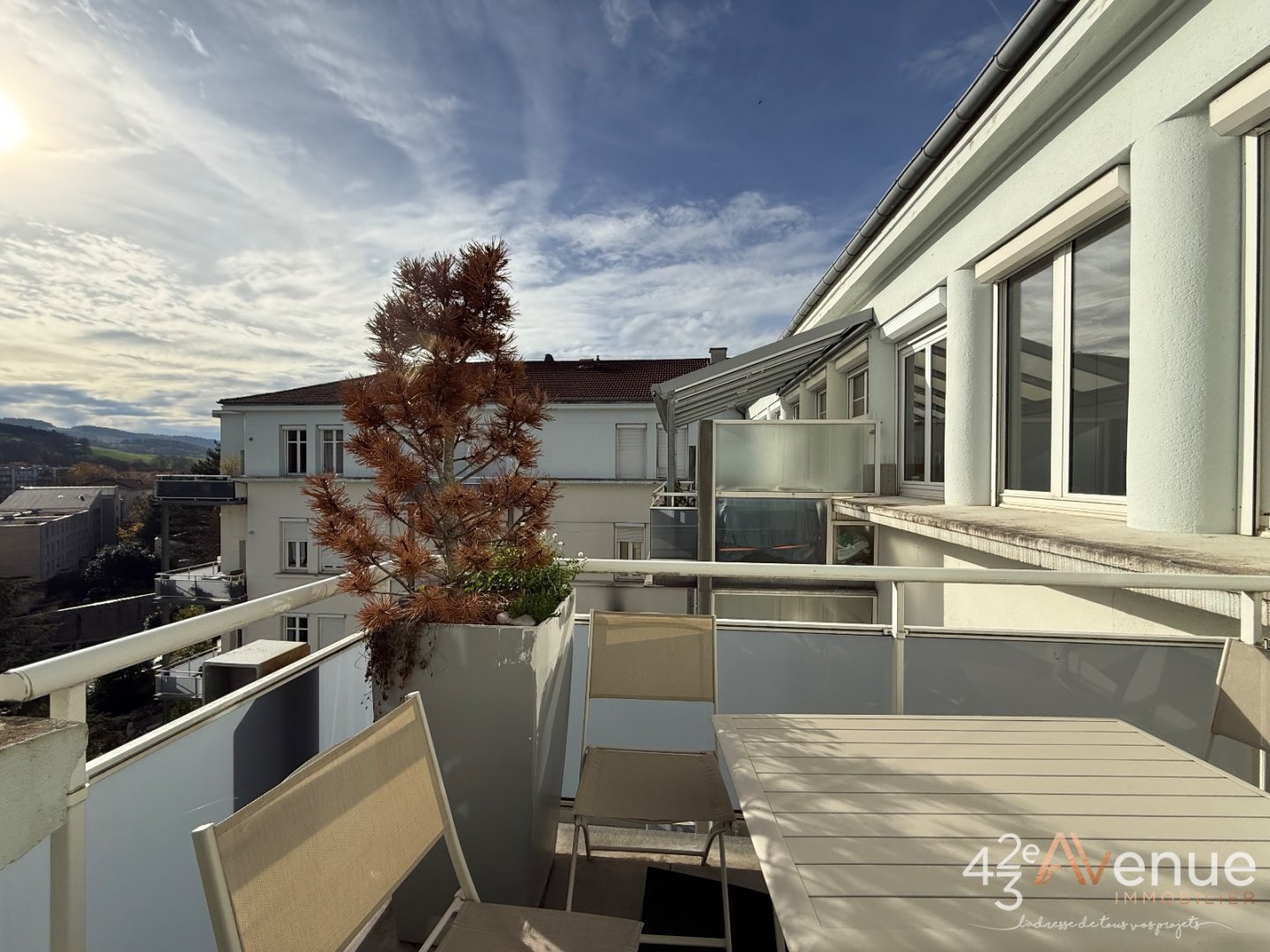 T2 entirement rnov + terrasse Secteur Jomayre A VENDRE - ST ETIENNE SOLAURE - 80.37 m2 - 117700€