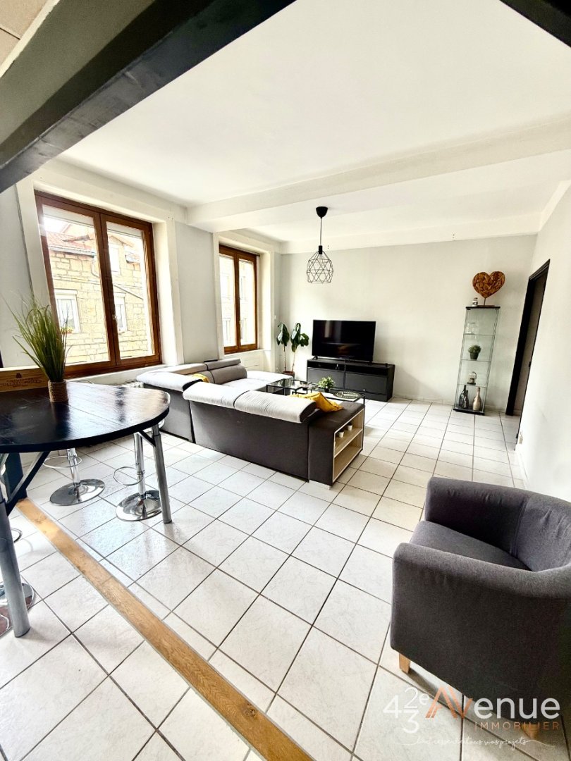 F2 idéal investisseur ou 1er achat A VENDRE - ST ETIENNE valbenoite/Trefilerie - 70.52 m2 - 85 000 €