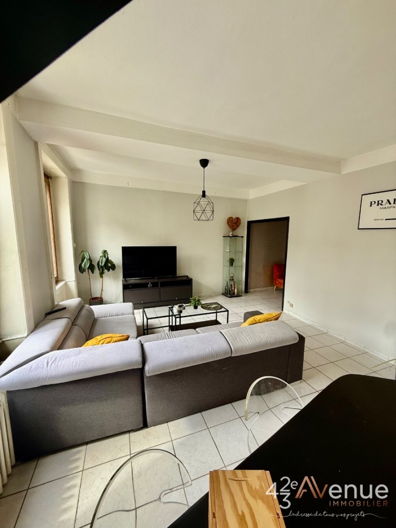 F2 idéal investisseur ou 1er achat A VENDRE - ST ETIENNE valbenoite/Trefilerie - 70.52 m2 - 85 000 €