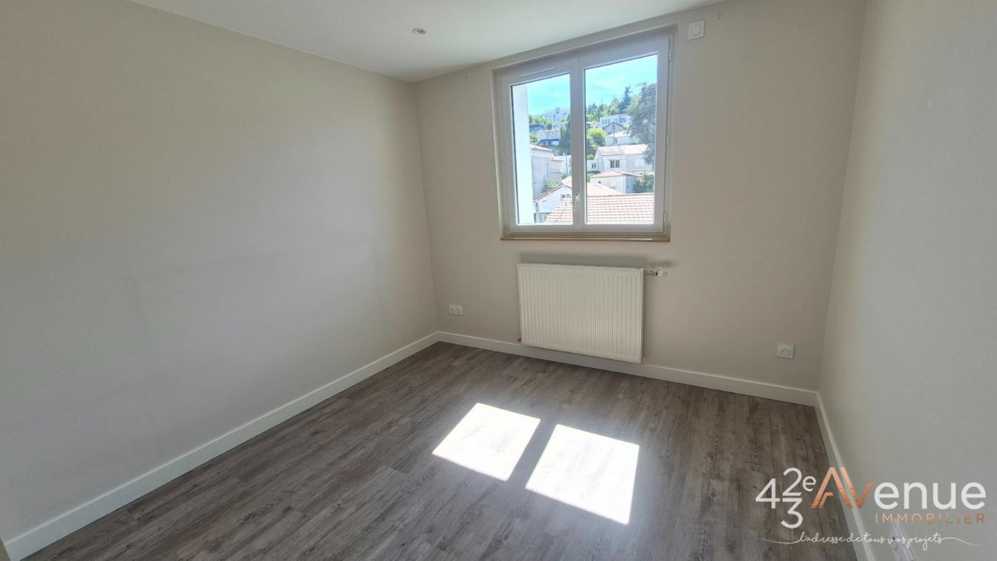 APPARTEMENT T2 A VENDRE - ST ETIENNE VILLEBOEUF - 38.45 m2 - 55 000 &euro;