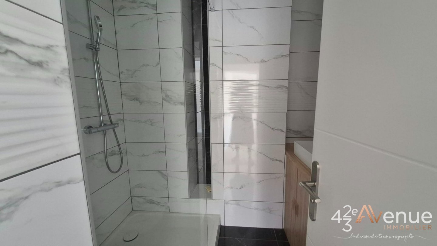 APPARTEMENT T2 A VENDRE - ST ETIENNE VILLEBOEUF - 38.45 m2 - 55 000 &euro;