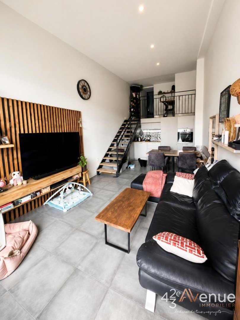 APPARTEMENT T2 A VENDRE - ST GENEST LERPT - 46 m2 - 129 000 &euro;