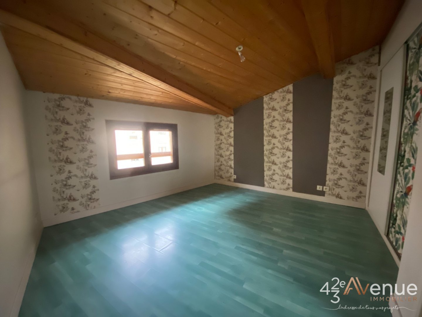 APPARTEMENT T3 LOT N4 TERRASSE 2 PARKING CAVE A VENDRE - ST JUST ST RAMBERT - 85 m2 - 179 000 &euro;